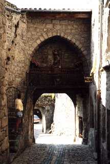 St. Bonnet le Chteau - in der historischen Altstadt: Rolf